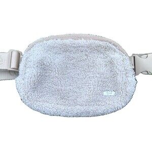 Lole Sherpa Fleece Waist Pack Belt Bag Beige/White Zip Closure One Size Women